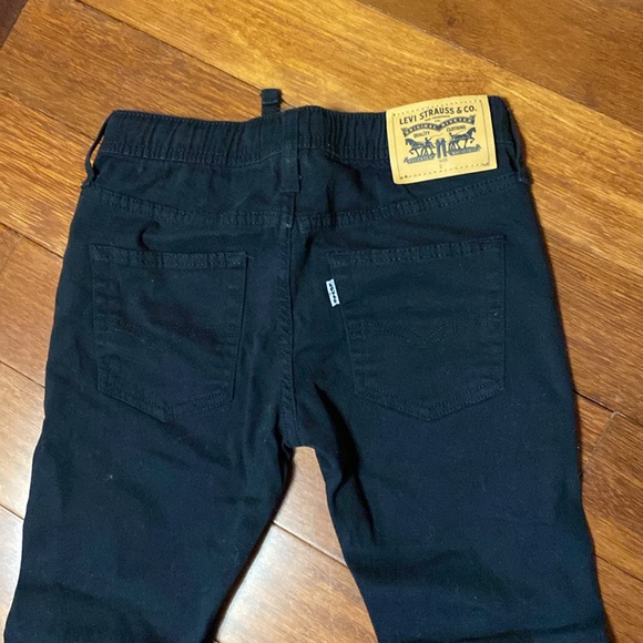 Levi’s Jogger Jeans - Picture 5 of 7